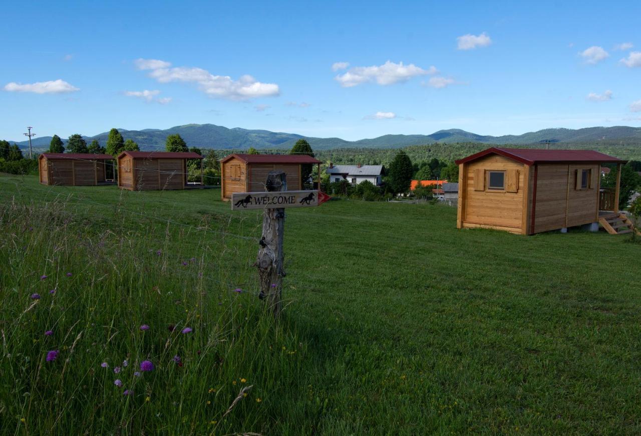 Camp The Sunrise Hill Hotel Pivka Exterior photo