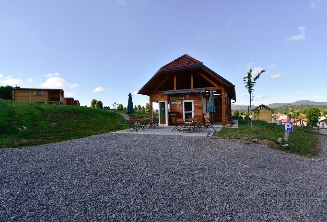 Camp The Sunrise Hill Hotel Pivka Exterior photo