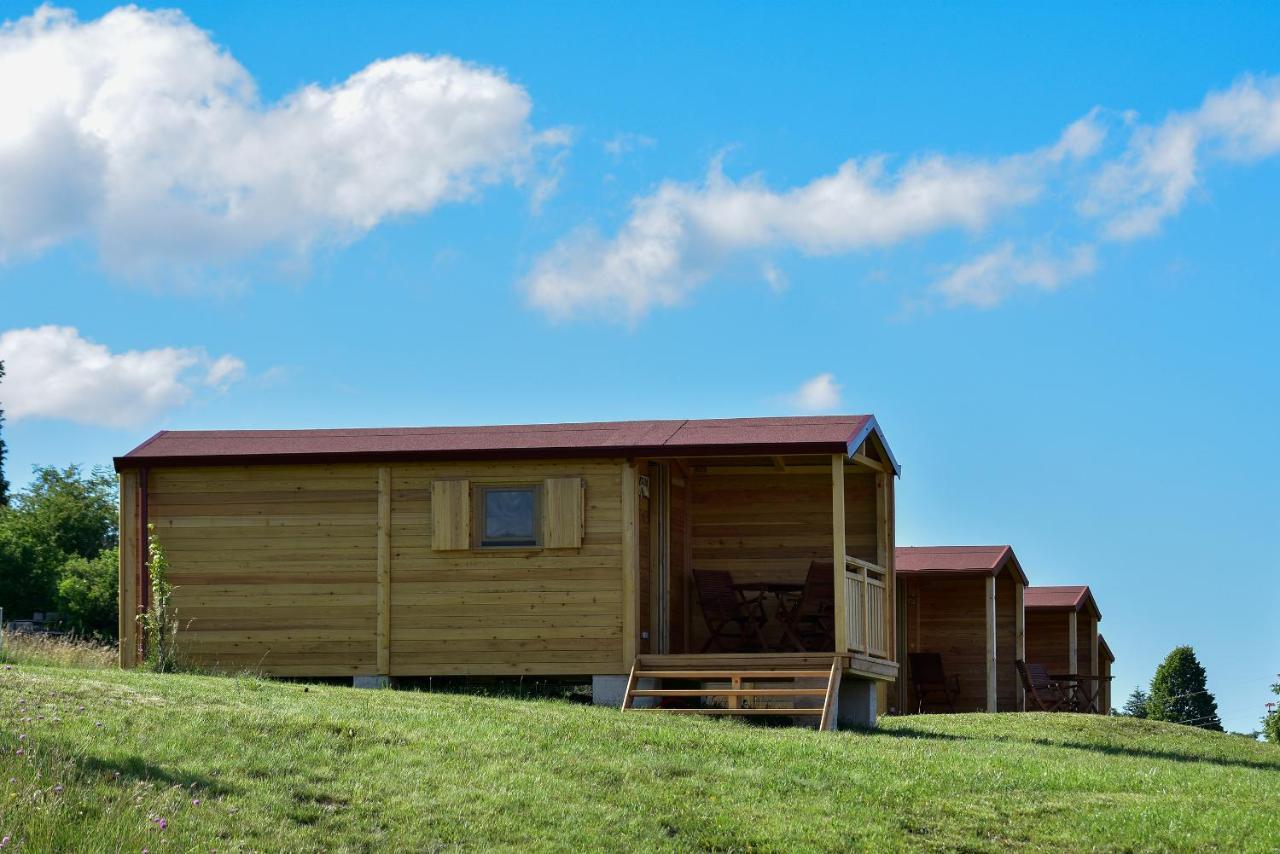 Camp The Sunrise Hill Hotel Pivka Exterior photo